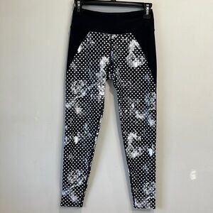 BETSEY Johnson leggings size S